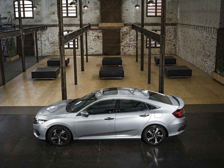  Honda Civic Sedan RS 2016 года  (AU) (фото 28 из 31)
